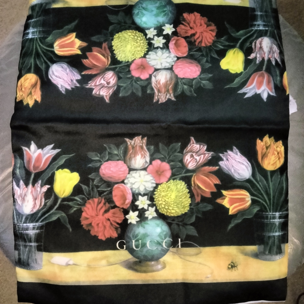 Gucci dust bag cover